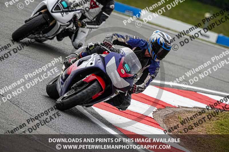 donington no limits trackday;donington park photographs;donington trackday photographs;no limits trackdays;peter wileman photography;trackday digital images;trackday photos